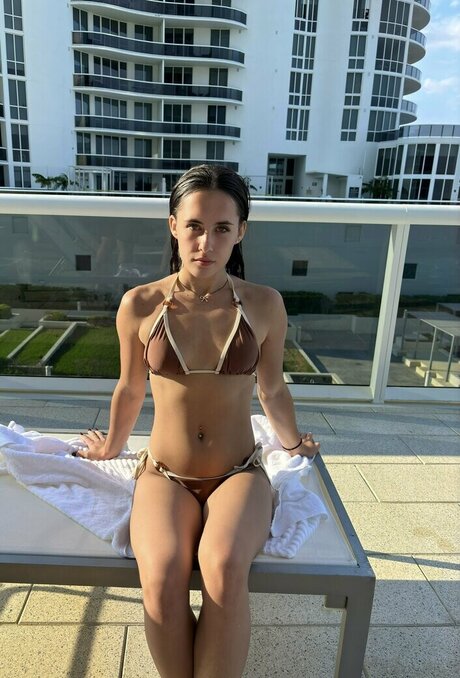 Daisy Pheonix pornstar exclusive gallery