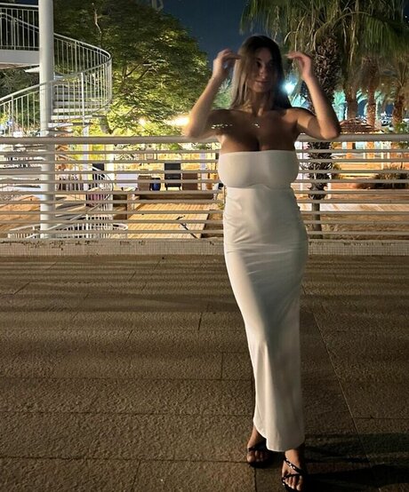 shir vaturi star pornographic image