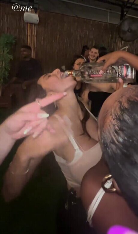 shir vaturi star hot photo