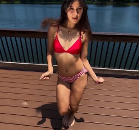 Angelic Roxy adult model pics