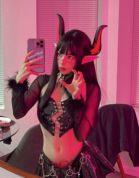 Amaimaiofficial model pornographic images