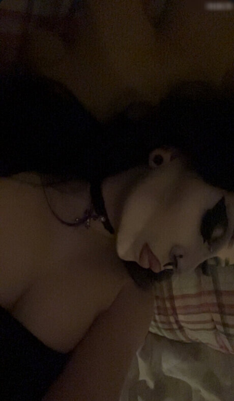 Gothminze nude pornstar image