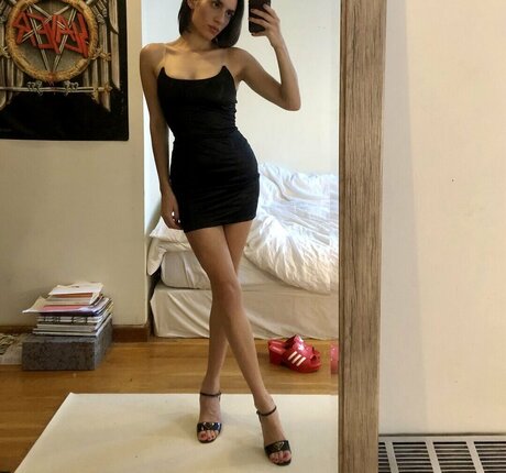 Anna Khachiyan star hot img