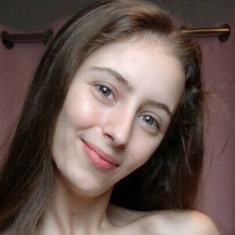 Thepetitegeordie porn model photo