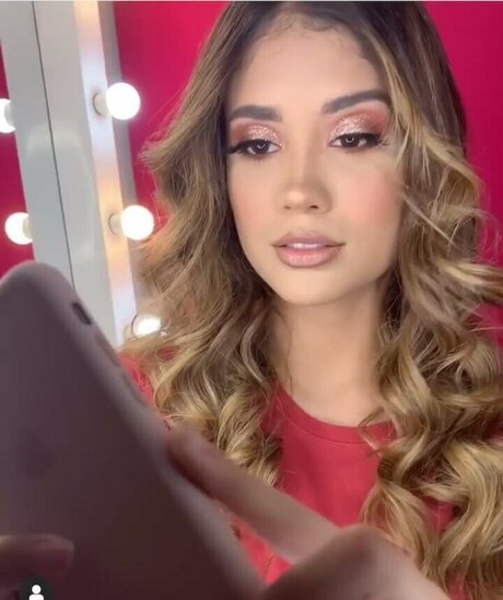 Valeria Emiliani model perfect gallery