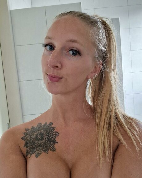 Yilvina pornstar hd images