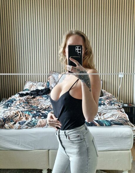 Yilvina pornstar nice picture