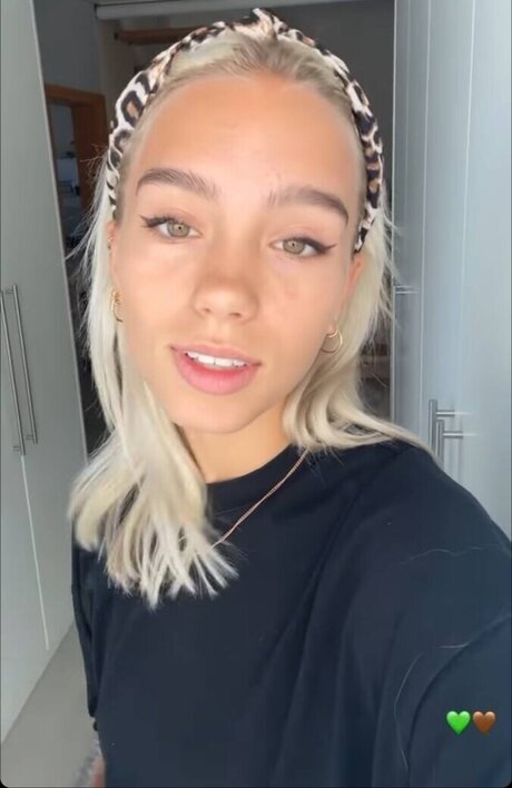Lisa und Lena adult star img