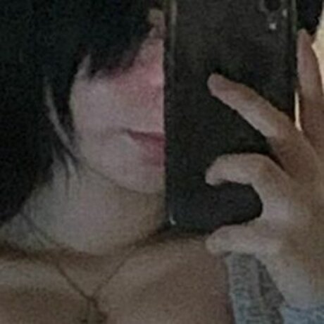 batmobiledriver nude actress pictures