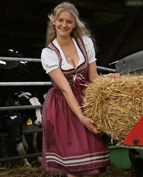 Paulas Landleben xxx actress gallery