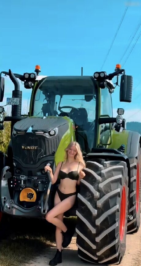 Paulas Landleben sex actress gallery