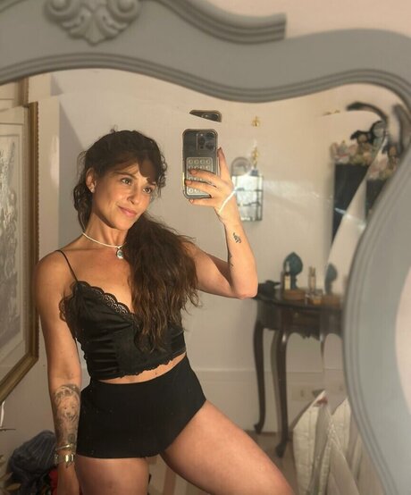 Priscila Sol nude actress archive