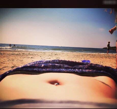 Flashinaa nude pornstar photo