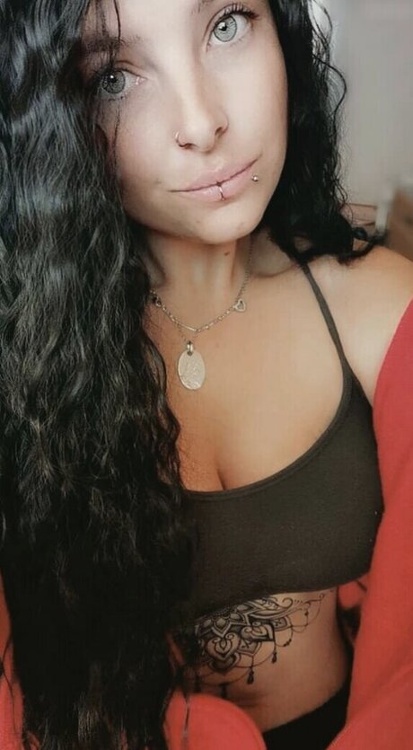 Flashinaa star hot picture