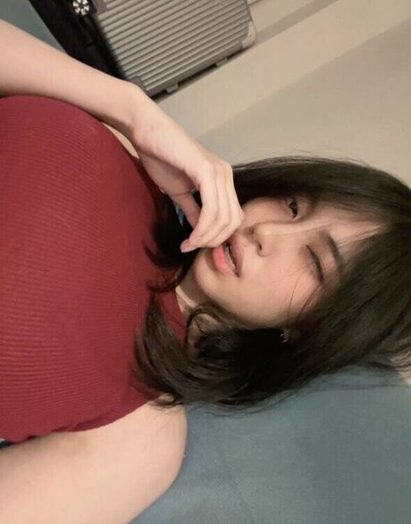 risaatjan model hot img