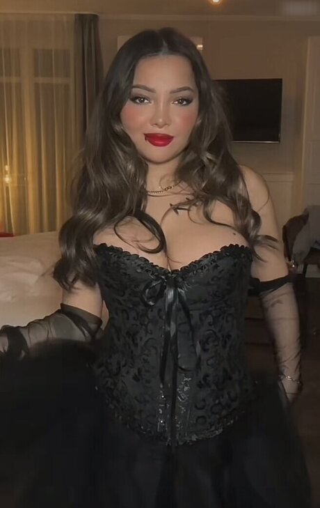 Silan H seyinoglu naked actress photos