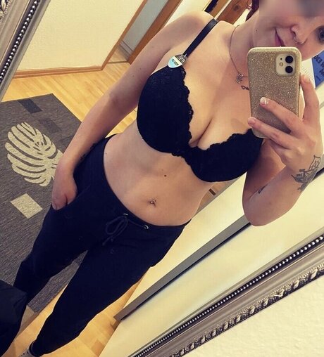 ThisIsEmmi star sexy gallery