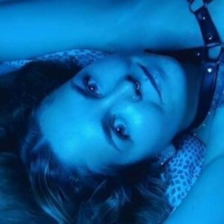 ThisIsEmmi sexy actress pics