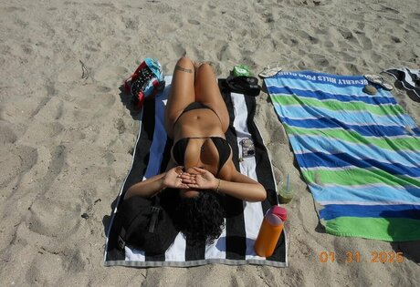 kloeelise high quality actress pictures