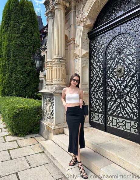 naomimorning model nudes photo