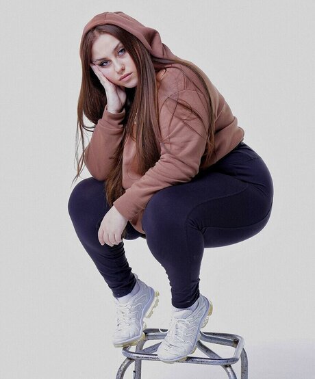 isurfavpisces erotic star image