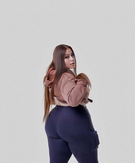 isurfavpisces adult model img