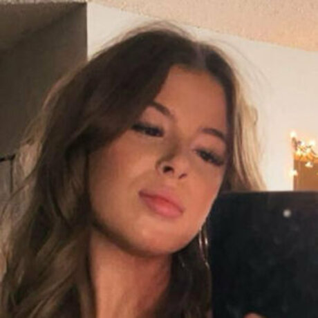 skylarmilosh top model img