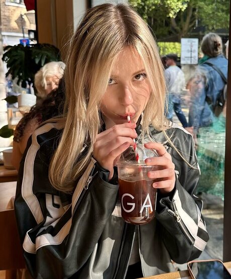 Kitty Mae pornstar exclusive image