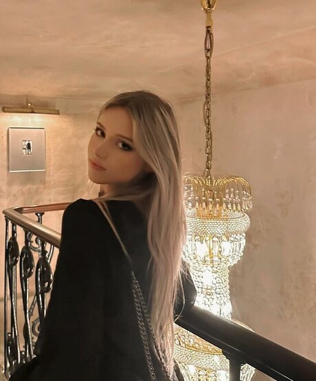 Kitty Mae star sex photo