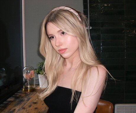 Kitty Mae free model gallery