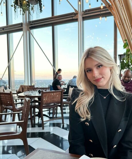 Kitty Mae naked pornstar image