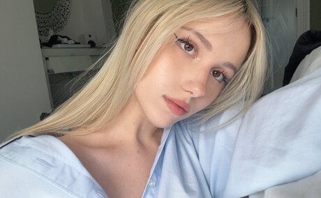 Kitty Mae model gallery