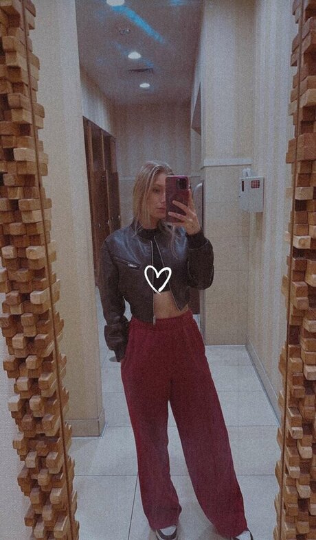 JustaJess hot star pics