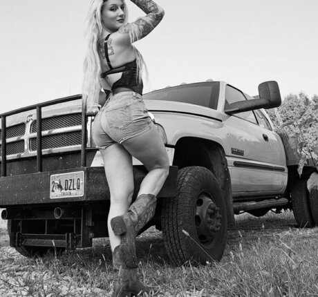 TheDieselQueen model nice photos