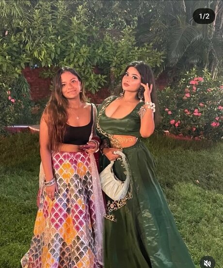 Jiyalicioux model nude picture