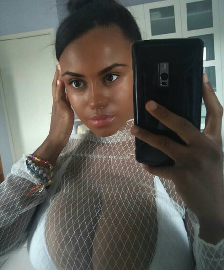 Mery Gatti erotic actress archive