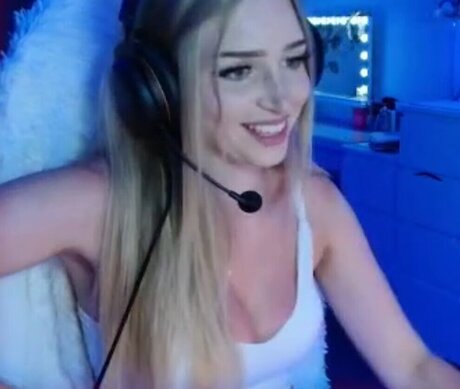 Nadjana nice star image