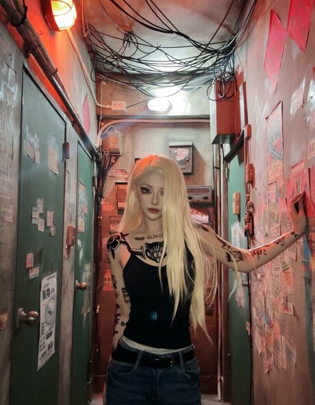 riri thisway adult star image