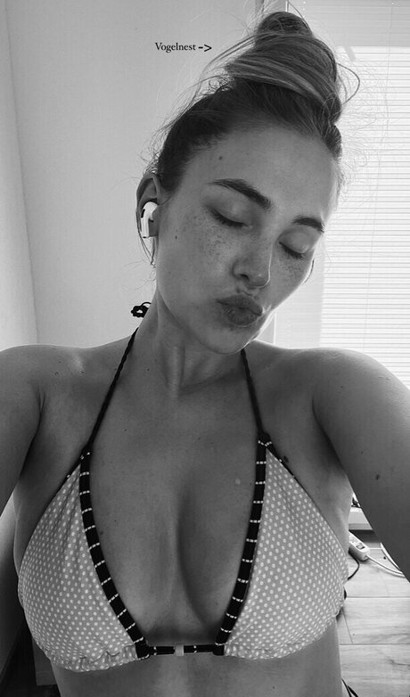 Jasmin Eller erotic star photo