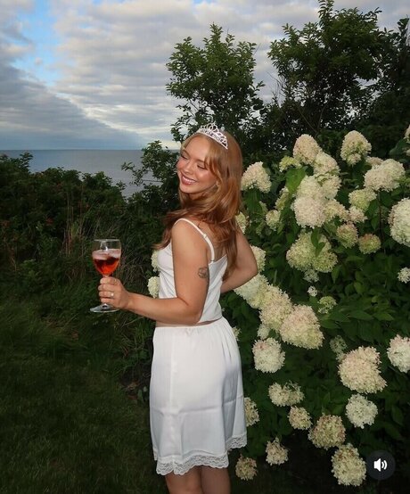 Lily stewart erotic actress pictures