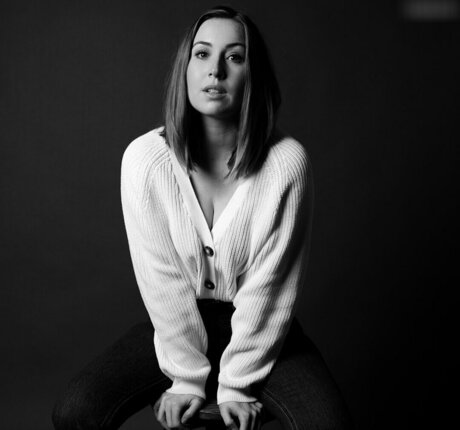 Lena Kupke high quality star picture