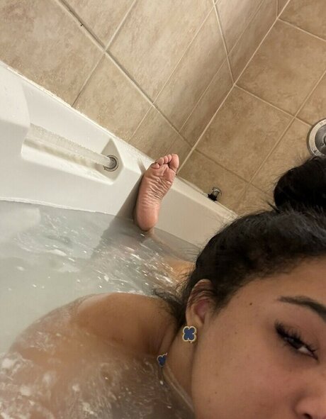 Goddessdiorx2 exclusive model picture