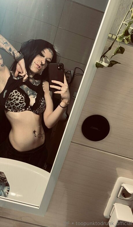 st hell star exclusive images