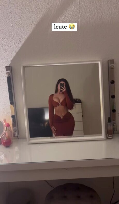 Lya Aylin nudes pornstar pics