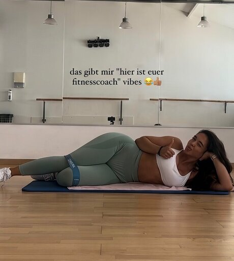 Lya Aylin star pretty photos