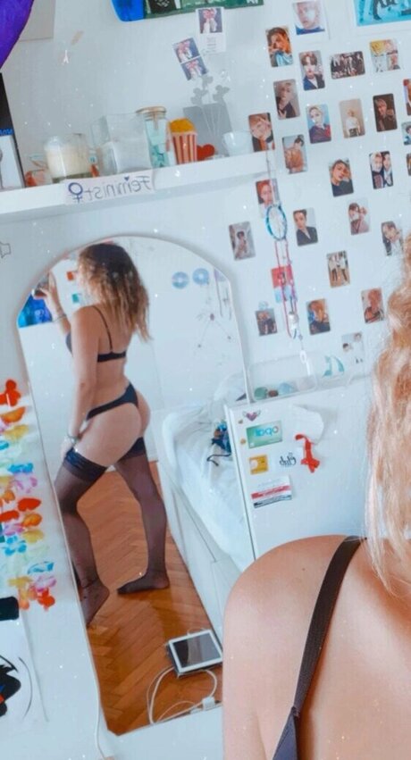 dumbbbvnny porn model photo