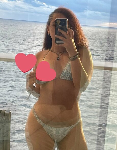 dumbbbvnny model hot pics