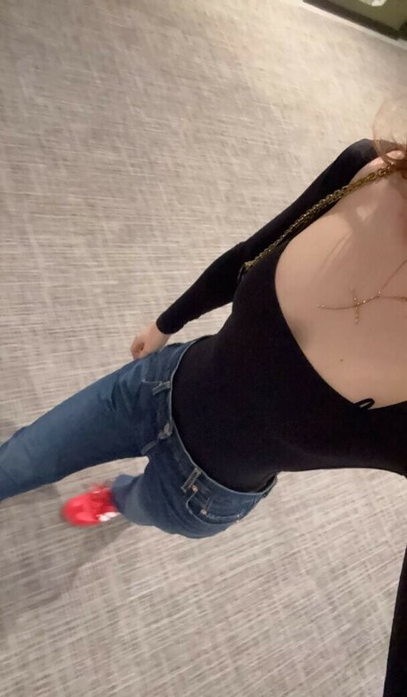 Giulia Bruno star images