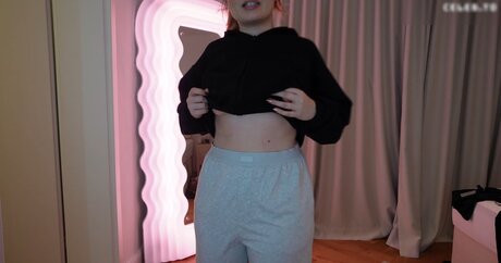 Sonny Loops model high quality photos