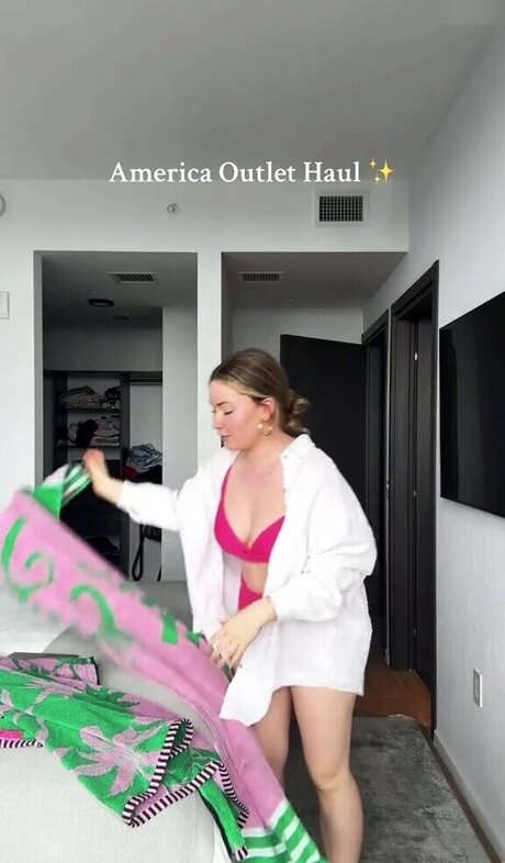 Sonny Loops star nudes image